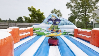 Bullriding Snowboard Simulator 