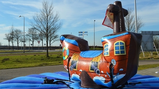 Pullriding Piratenschiff 