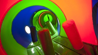 Tunnel Traktor blau 