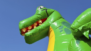 Hüpfburg Multiplay Dino 