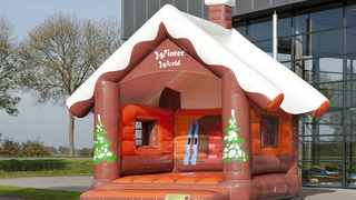 Hüpfburg Standard Holzhütte Winter