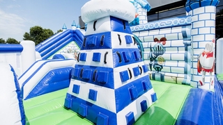 Hüpfburg Multiplay Ritterwelt 