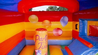 Mini Mini Party mit Rutsche 