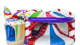 Hüpfburg Multiplay XL Candyland 