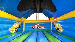 Hüpfburg Super Auto