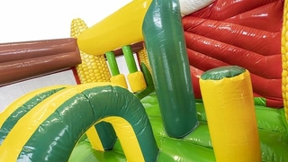 Hüpfburg Multiplay Traktor