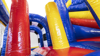 Hüpfburg Multiplay F