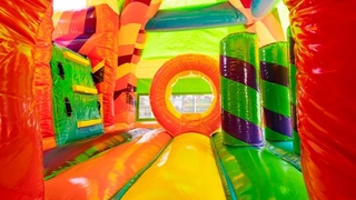 Hüpfburg Multiplay Super Hippie