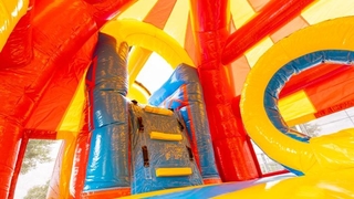 Hüpfburg Multiplay Super Achterbahn