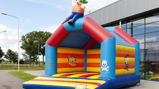 Hüpfburg Super Pirat
